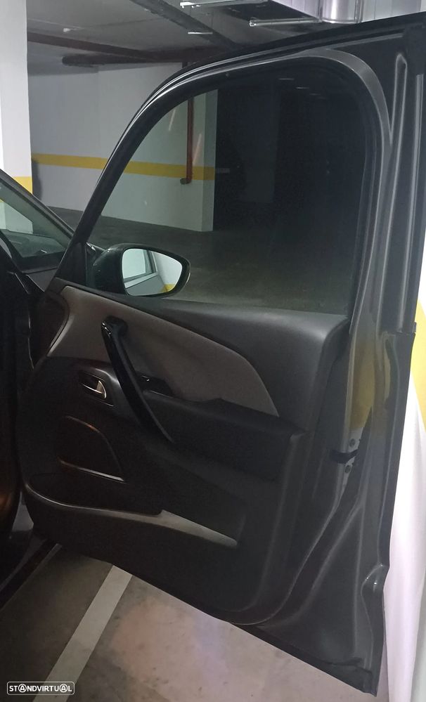 Citroën C4 Picasso 1.6 BlueHDi Feel J16 - 16