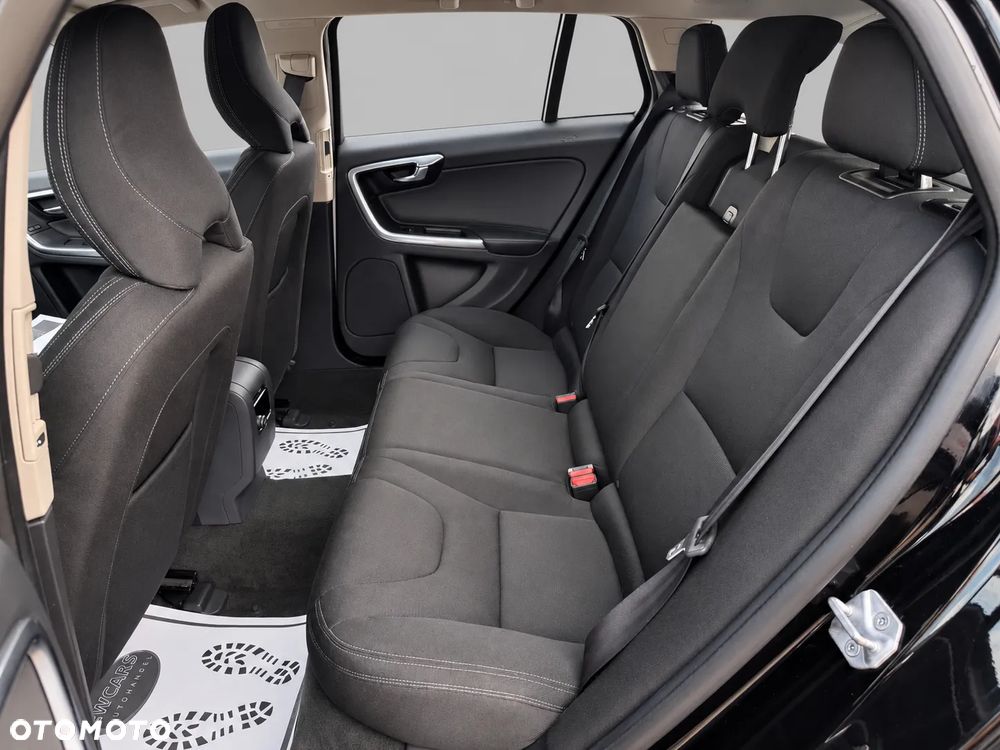 Volvo V60 D3 Drive-E Dynamic Edition (Momentum) - 7