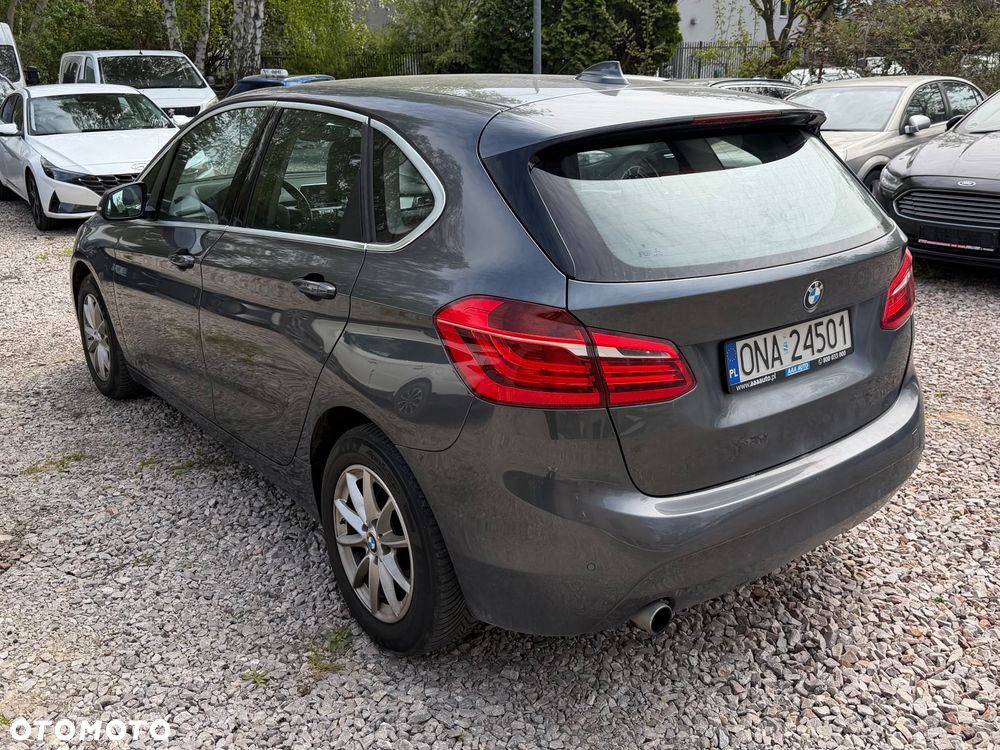 BMW Seria 2 214d - 5
