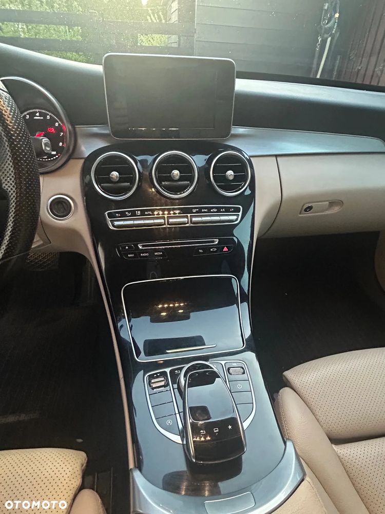 Mercedes-Benz Klasa C 180 7G-TRONIC - 8