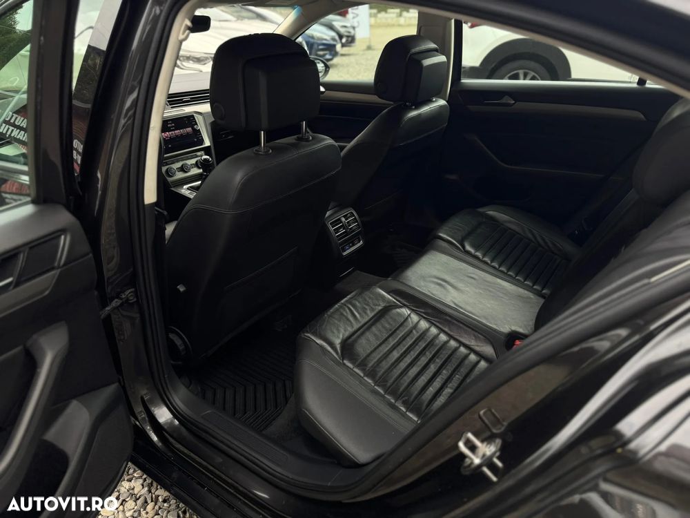 Volkswagen Passat 1.6 TDI Comfortline - 6