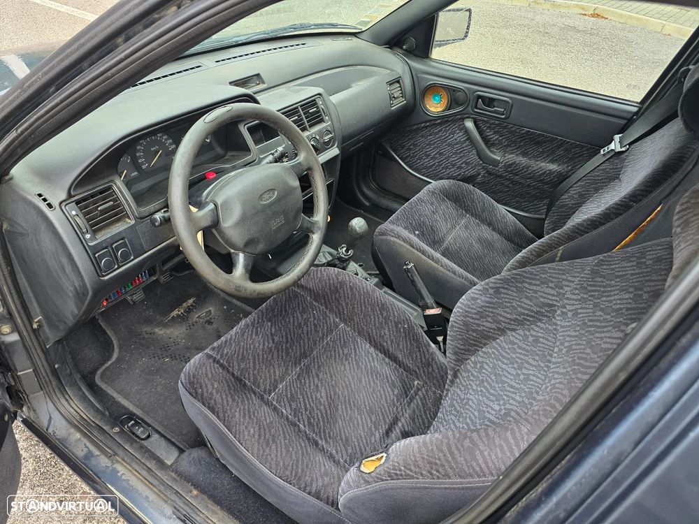 Ford Orion 1.8 Ghia D - 5