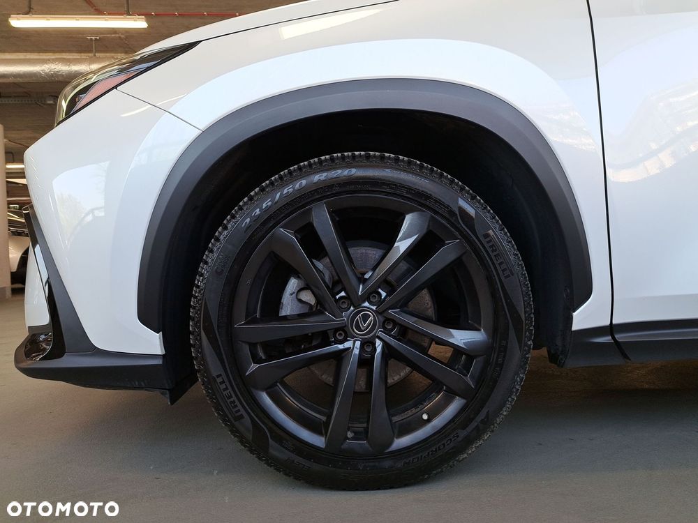 Lexus NX 350h Prestige AWD - 37