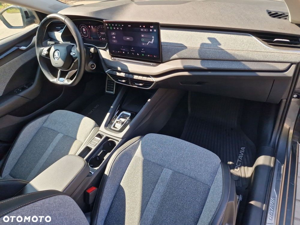 Skoda Octavia 2.0 TDI Selection DSG - 29