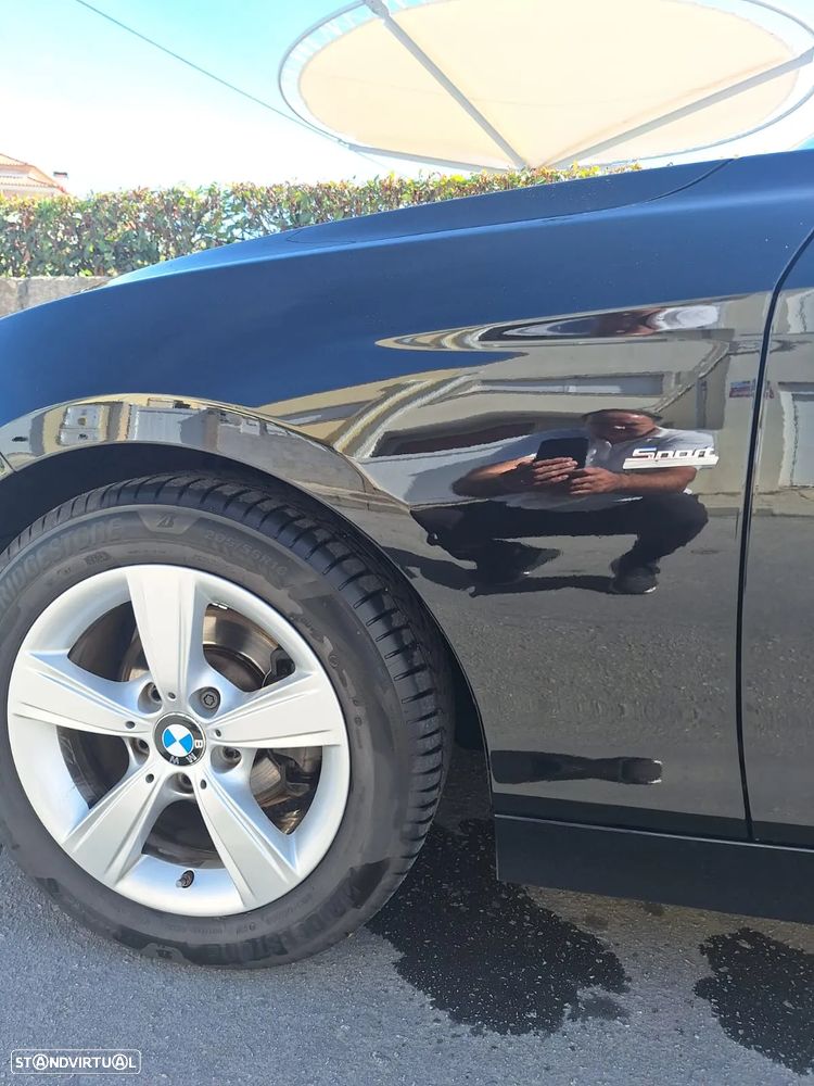 BMW 116 d EDynamics Line Sport - 4