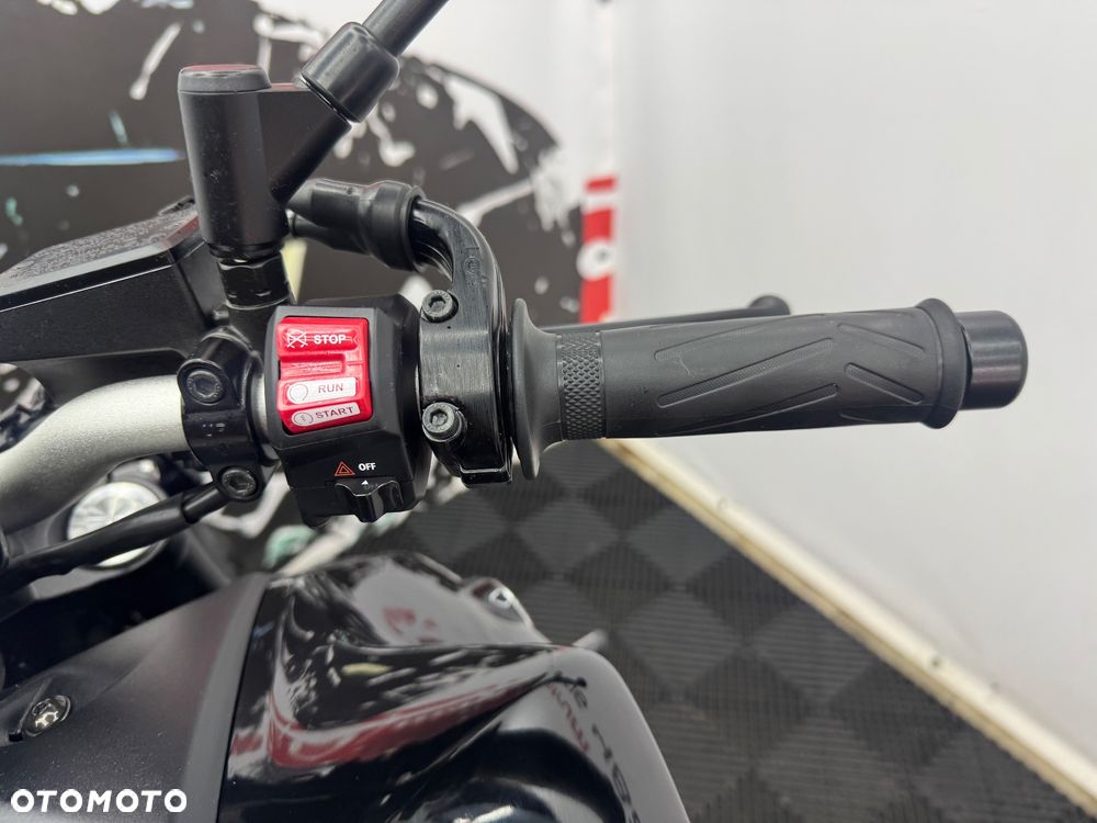 Yamaha MT - 25