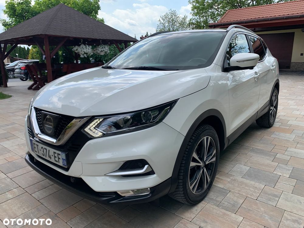 Nissan Qashqai 1.5 dCi Tekna EU6 - 1