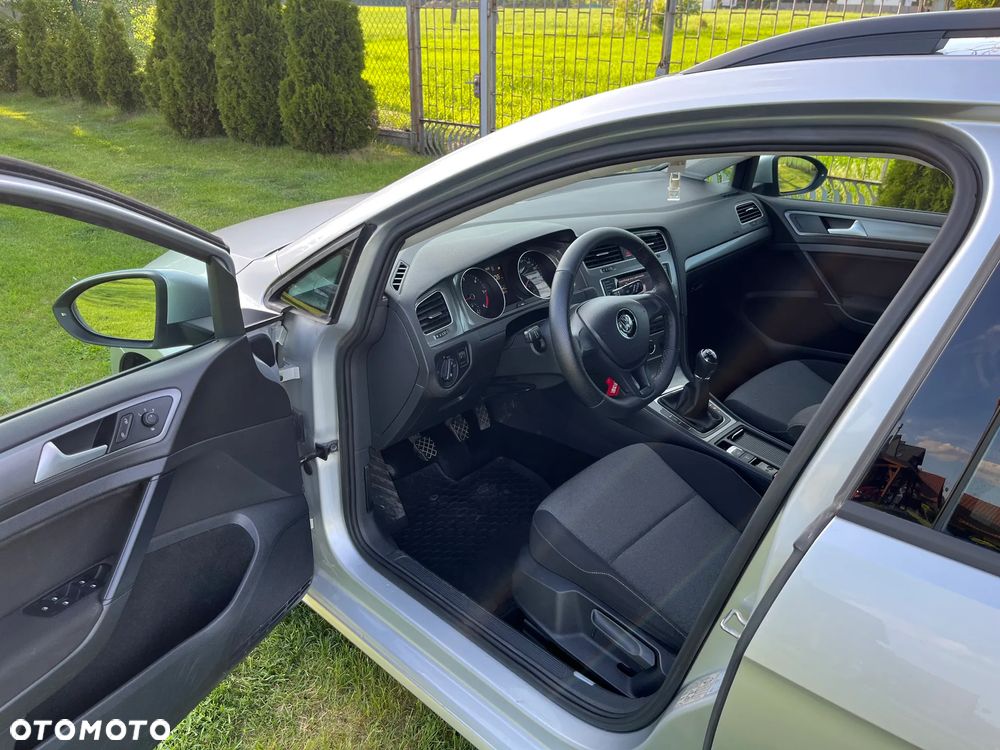 Volkswagen Golf 1.6 TDI BMT Comfortline - 8