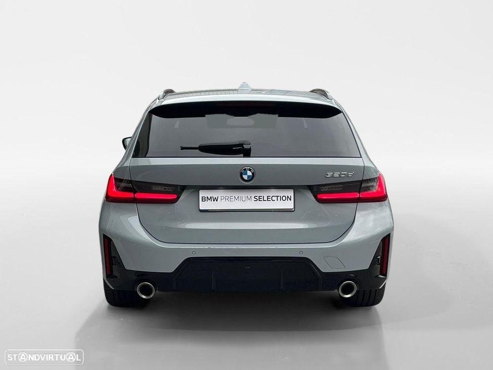 BMW 320 d Touring Pack Desportivo M Auto - 3