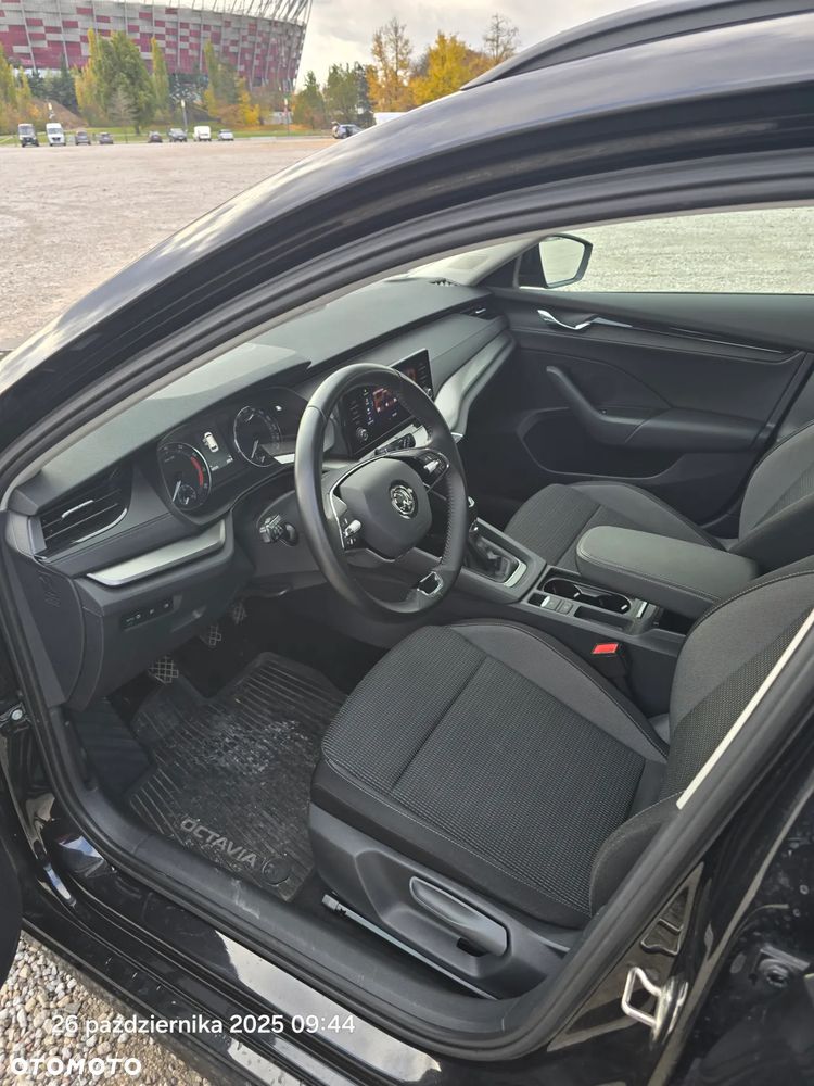 Skoda Octavia 1.5 TSI ACT Ambition - 8