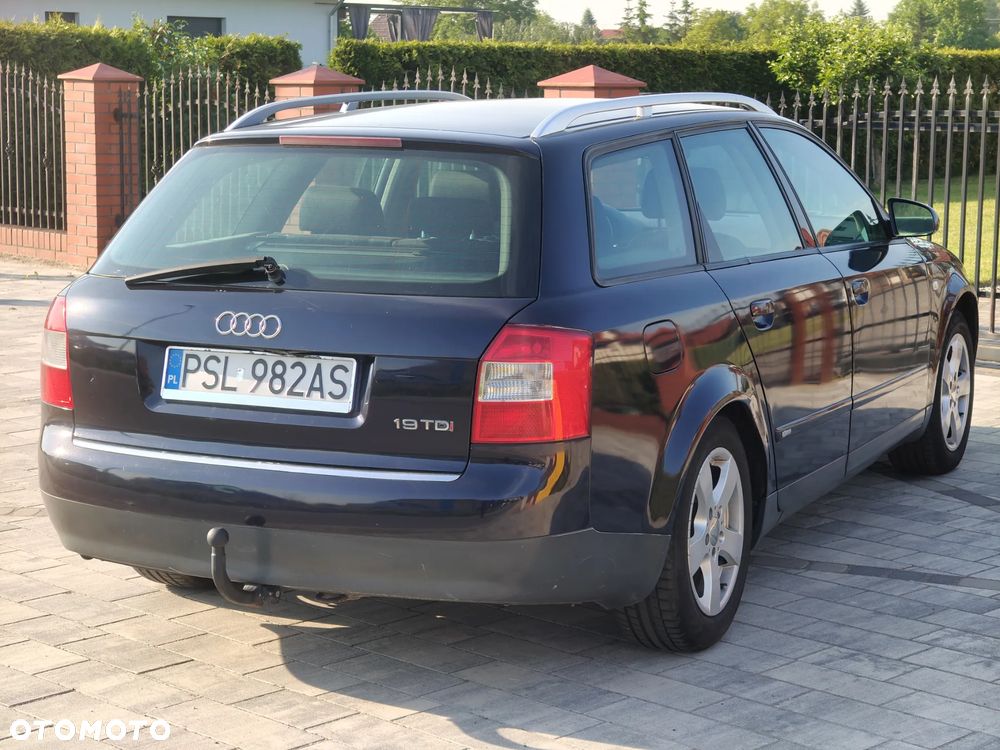 Audi A4 Avant - 10