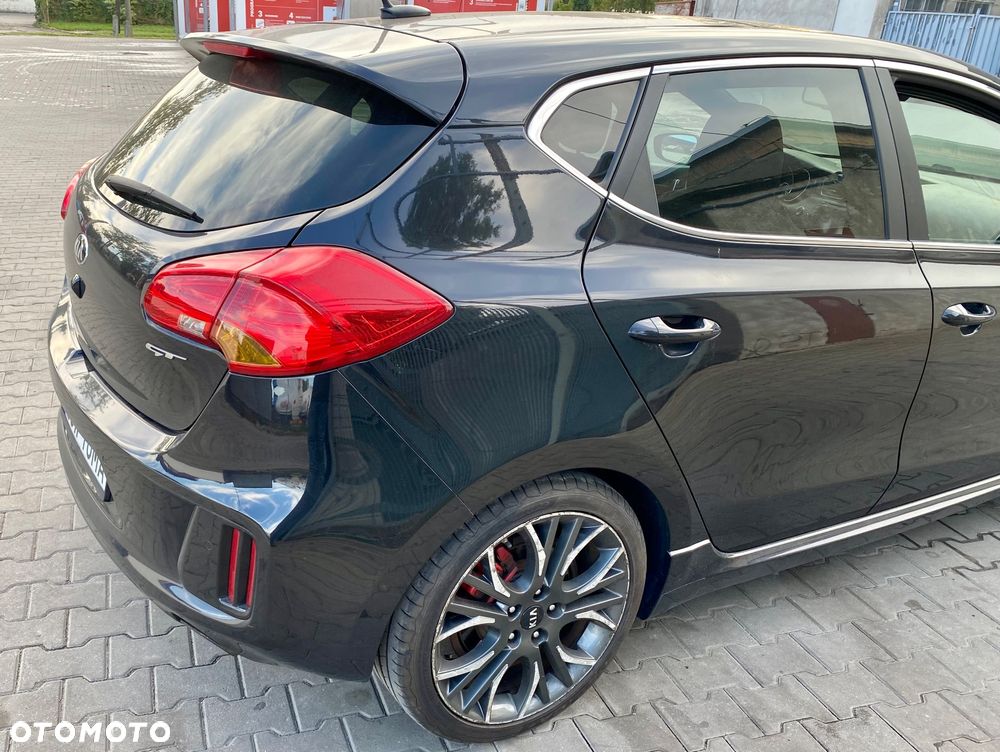 Kia Ceed - 9