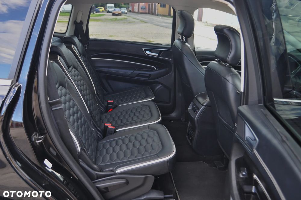 Ford S-Max - 30