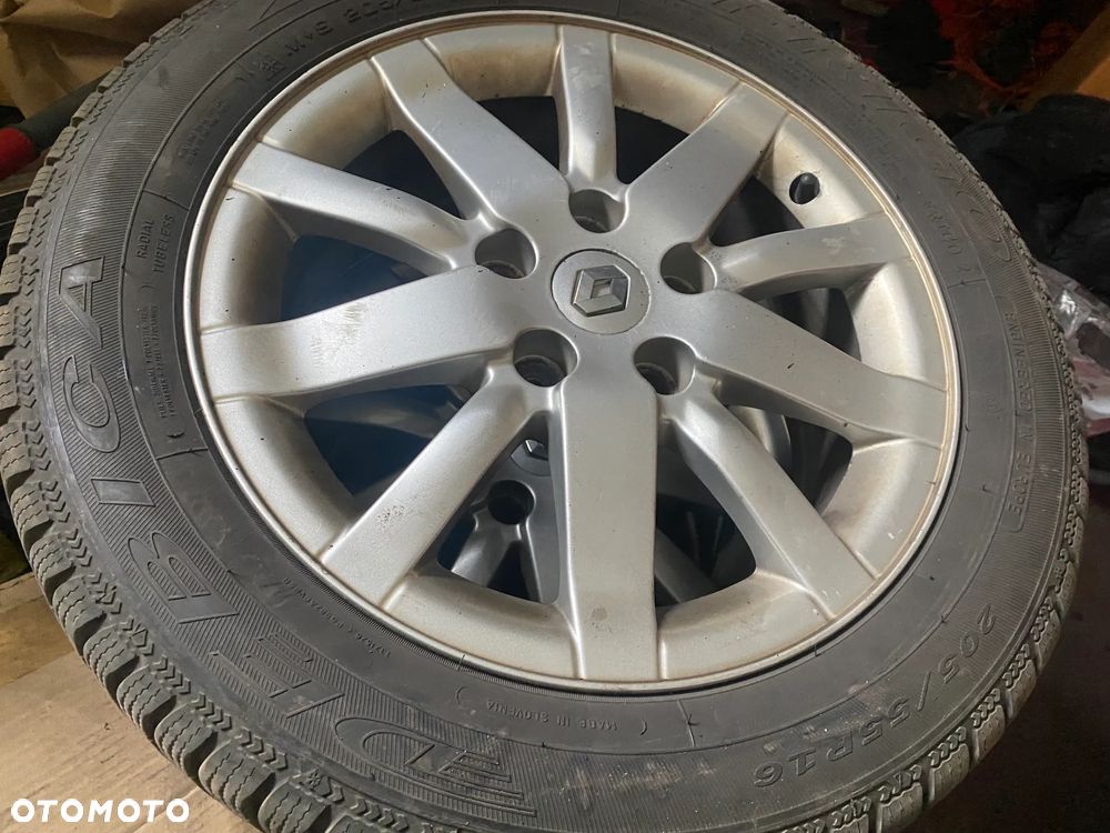 Renault Megane 1.6 16V 110 Dynamique - 9