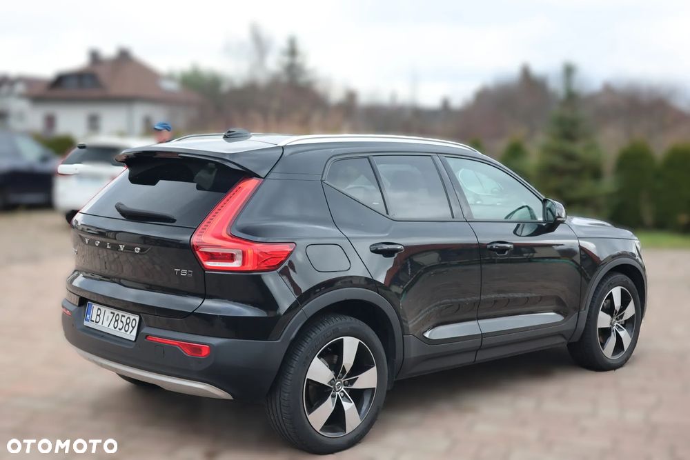 Volvo XC 40 T5 AWD Momentum - 5