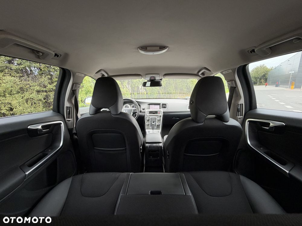 Volvo V60 - 17