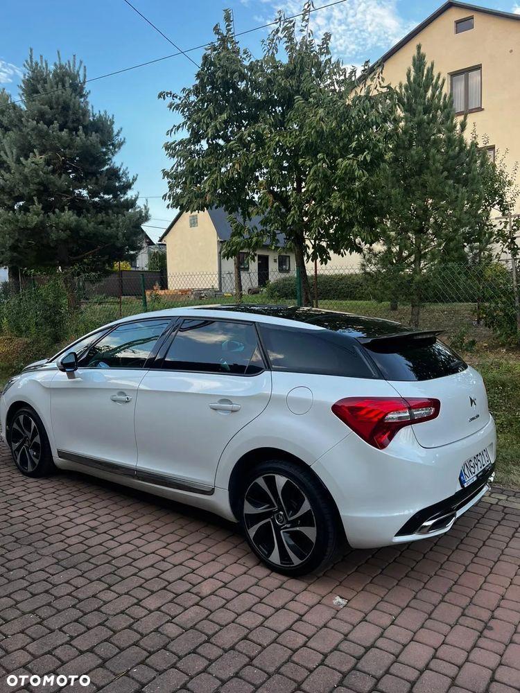 Citroën DS5 2.0 HDi SportChic - 1