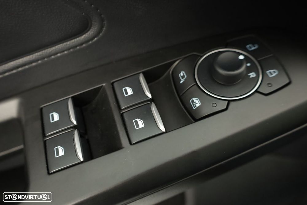 Ford Focus 1.0 EcoBoost MHEV ST-Line X - 20