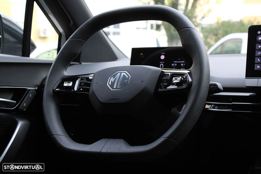 MG MG4 51 kWh Standard - 9