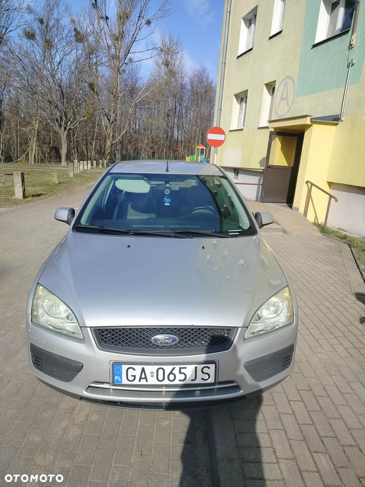 Ford Focus 1.8 FF Trend - 10