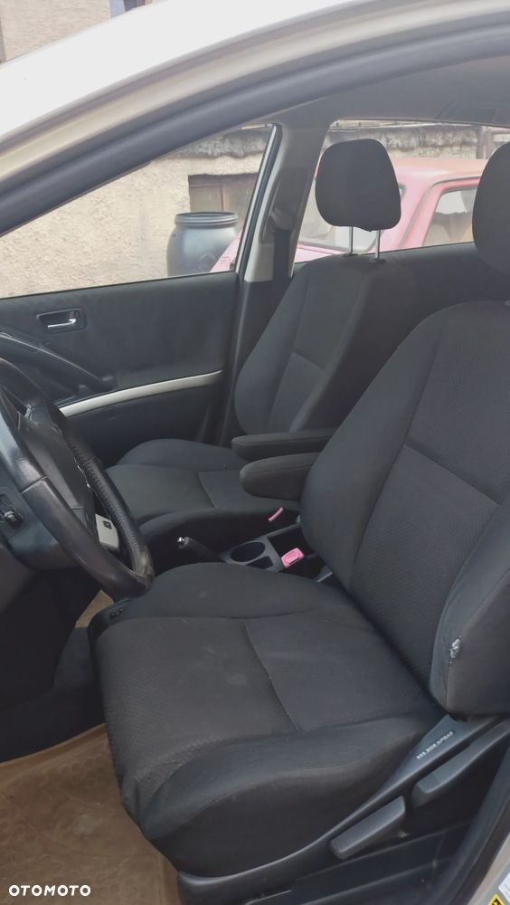 Toyota Corolla Verso 1.8 Premium + 7os MM - 2