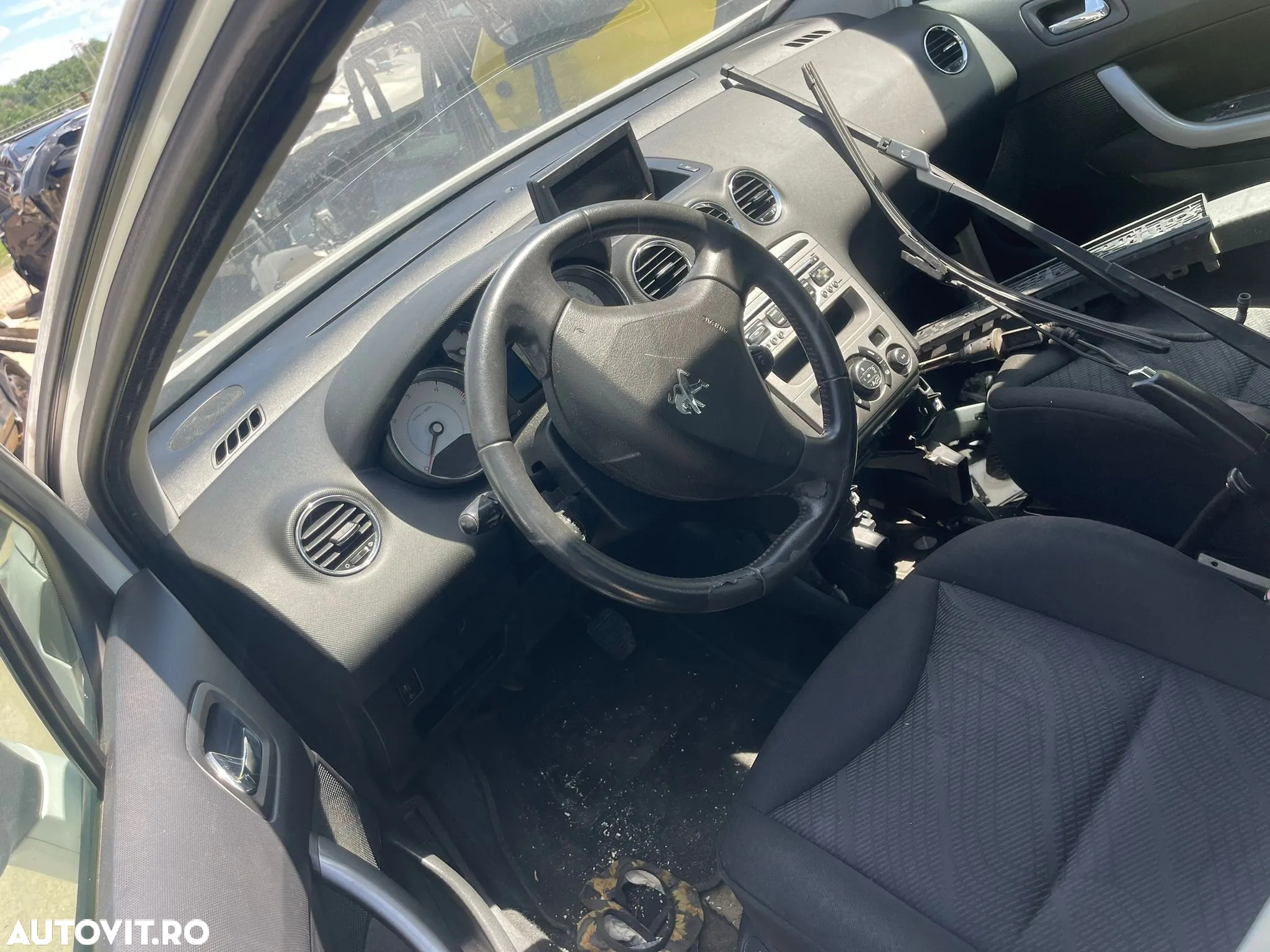 Dezmembrari Peugeot 308 / 1.6 Diesel - 4