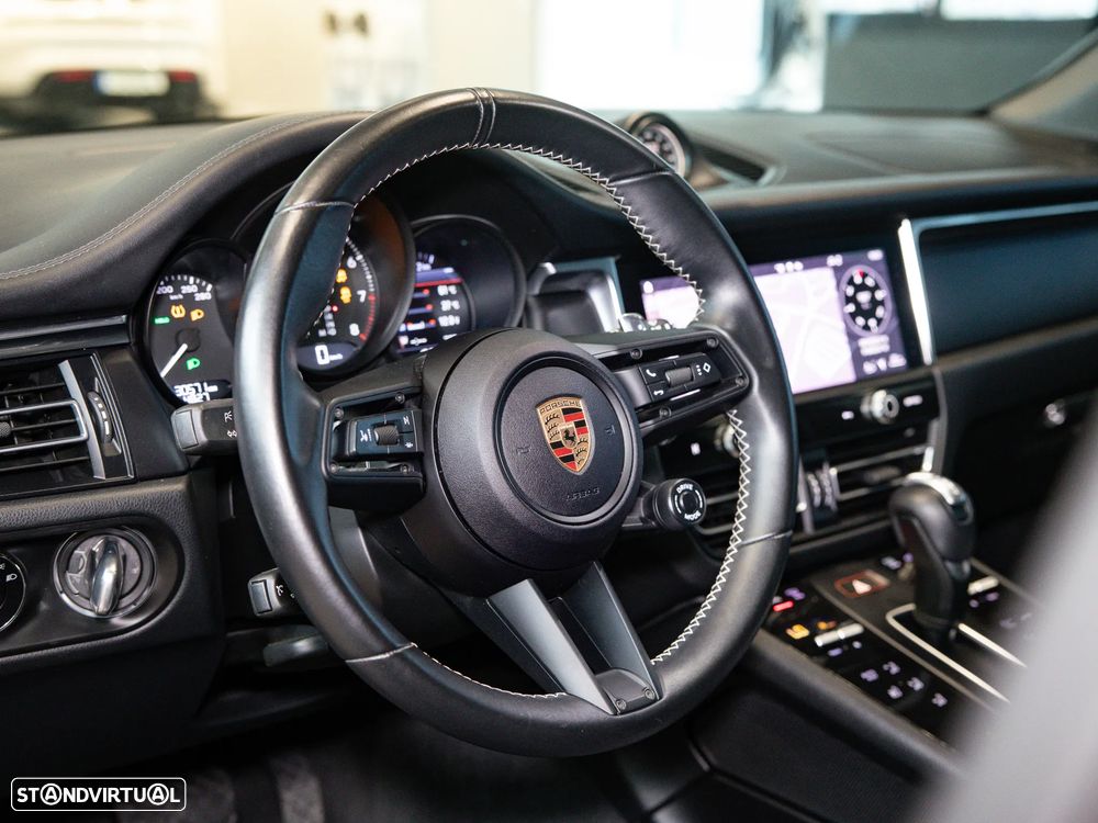 Porsche Macan T PDK - 27