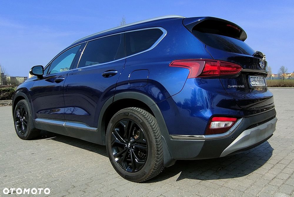 Hyundai Santa Fe - 1