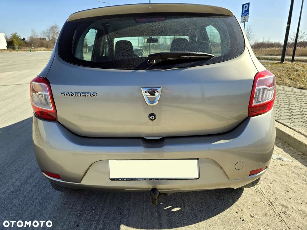 Dacia Sandero 1.2 16V 75 Live II - 11