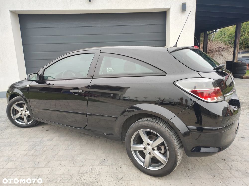 Opel Astra 1.4 GL - 24