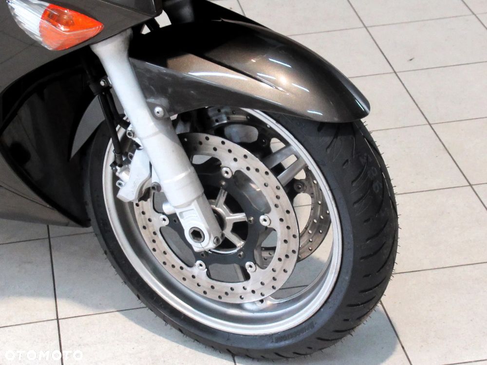 Yamaha FJR - 20