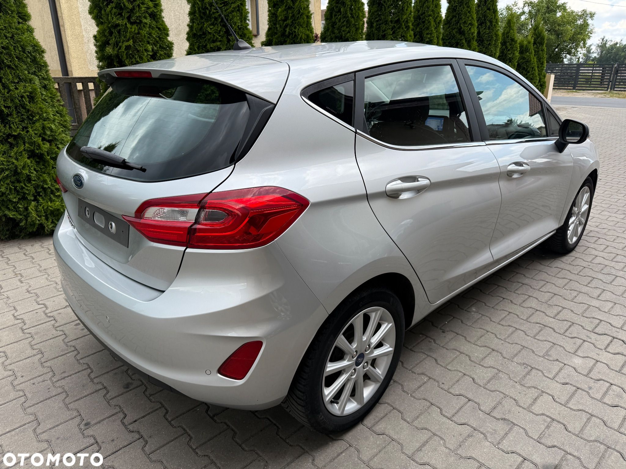 Ford Fiesta 1.0 EcoBoost S&S TREND - 1