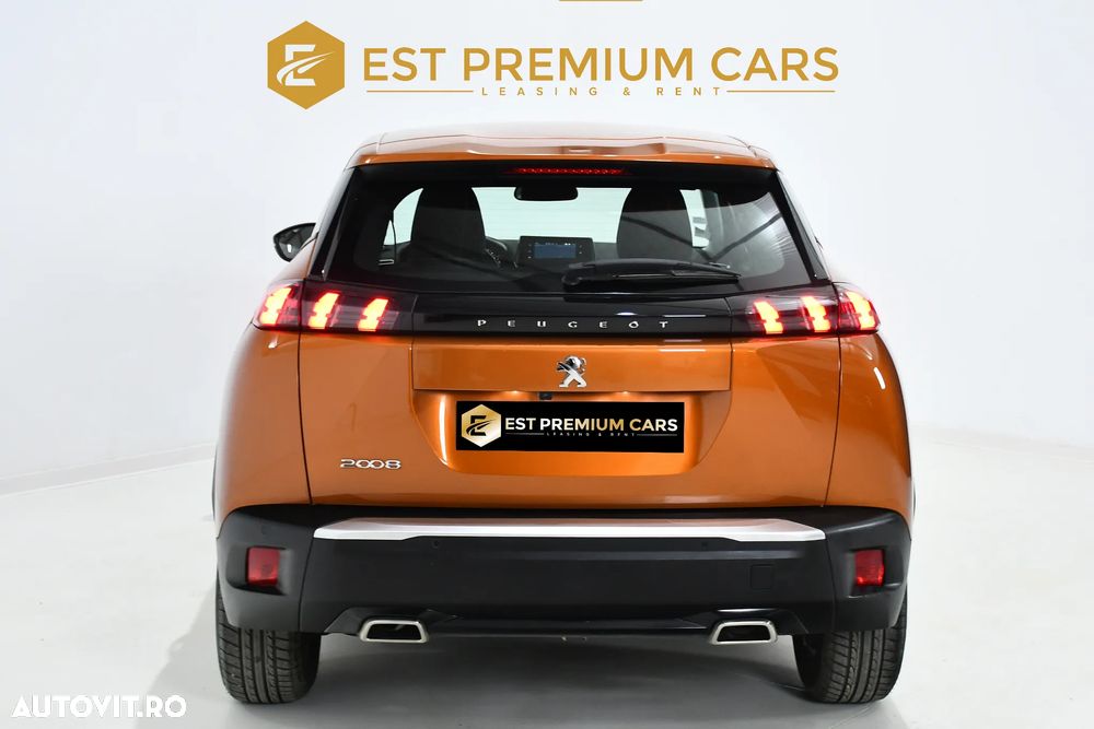 Peugeot 2008 1.2 L PureTech STT EAT8 Allure - 11