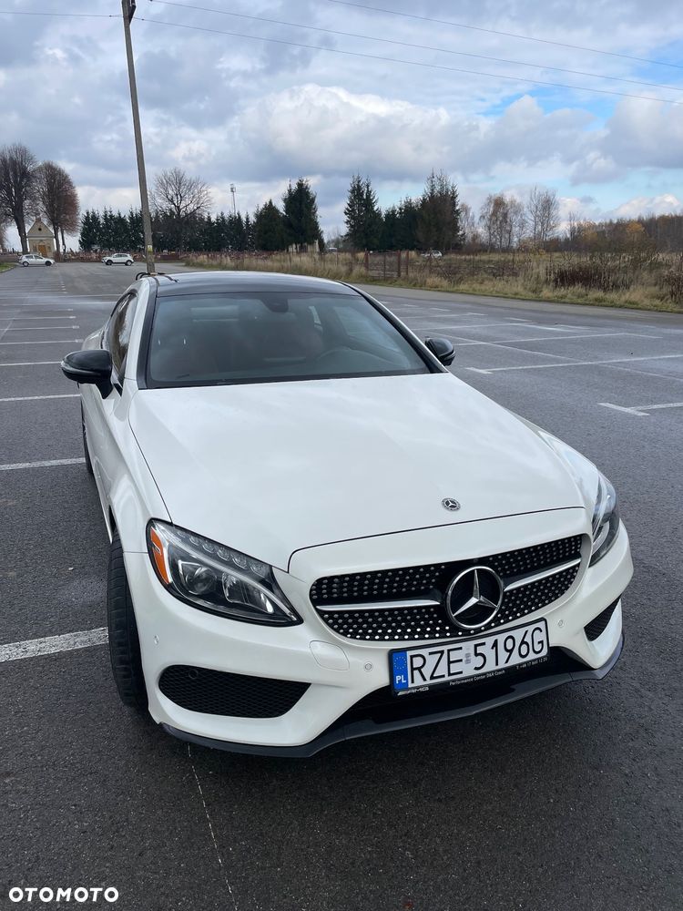 Mercedes-Benz Klasa C 300 9G-TRONIC AMG Line - 2