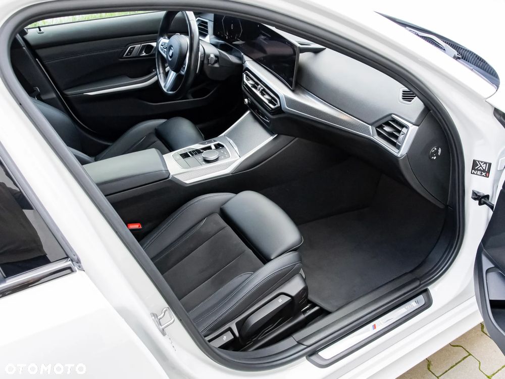 BMW Seria 3 318d M Sport - 30