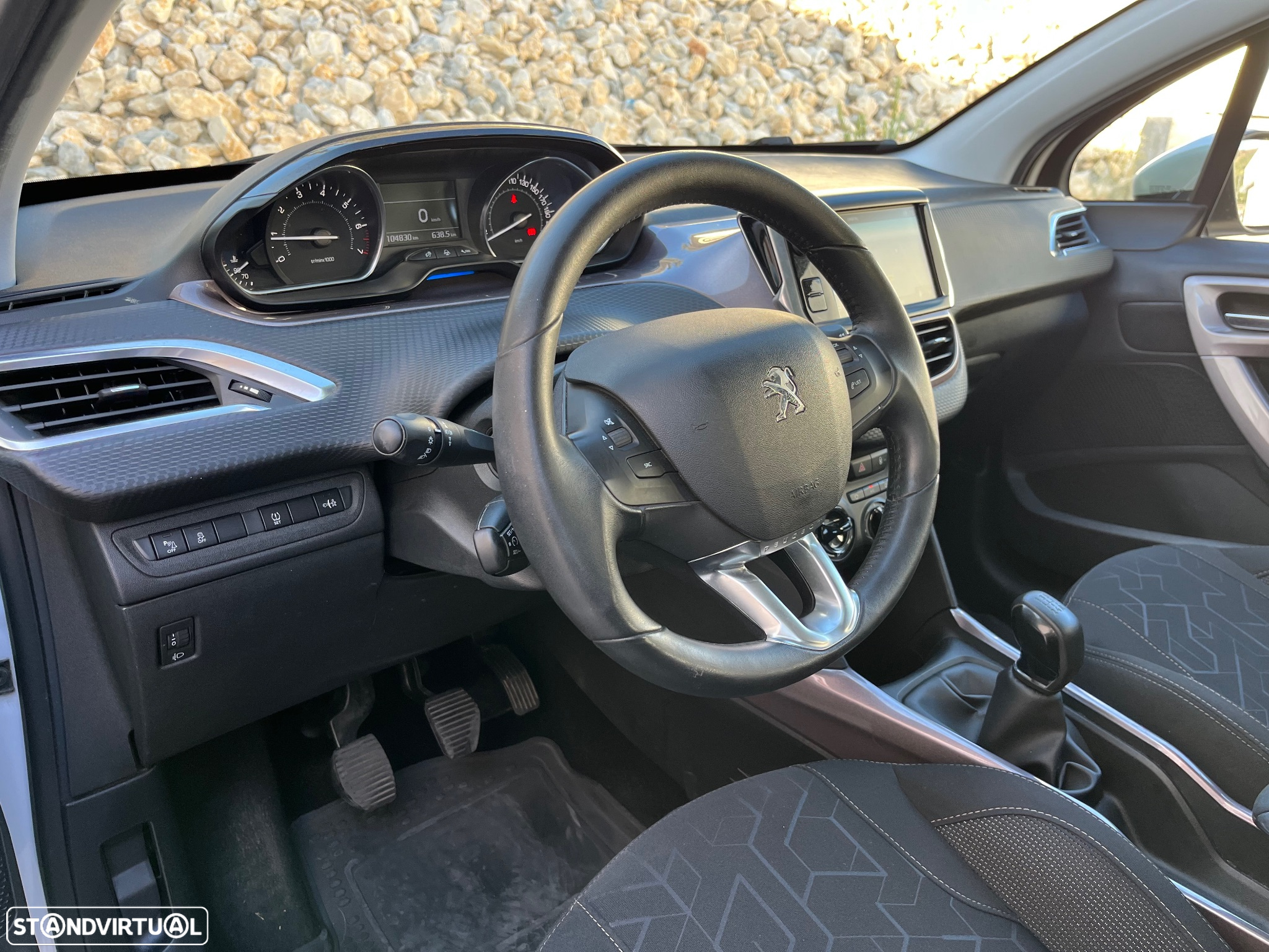 Peugeot 2008 1.2 PureTech Active - 8