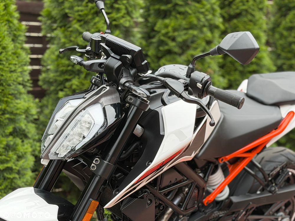KTM Duke 125 - 18