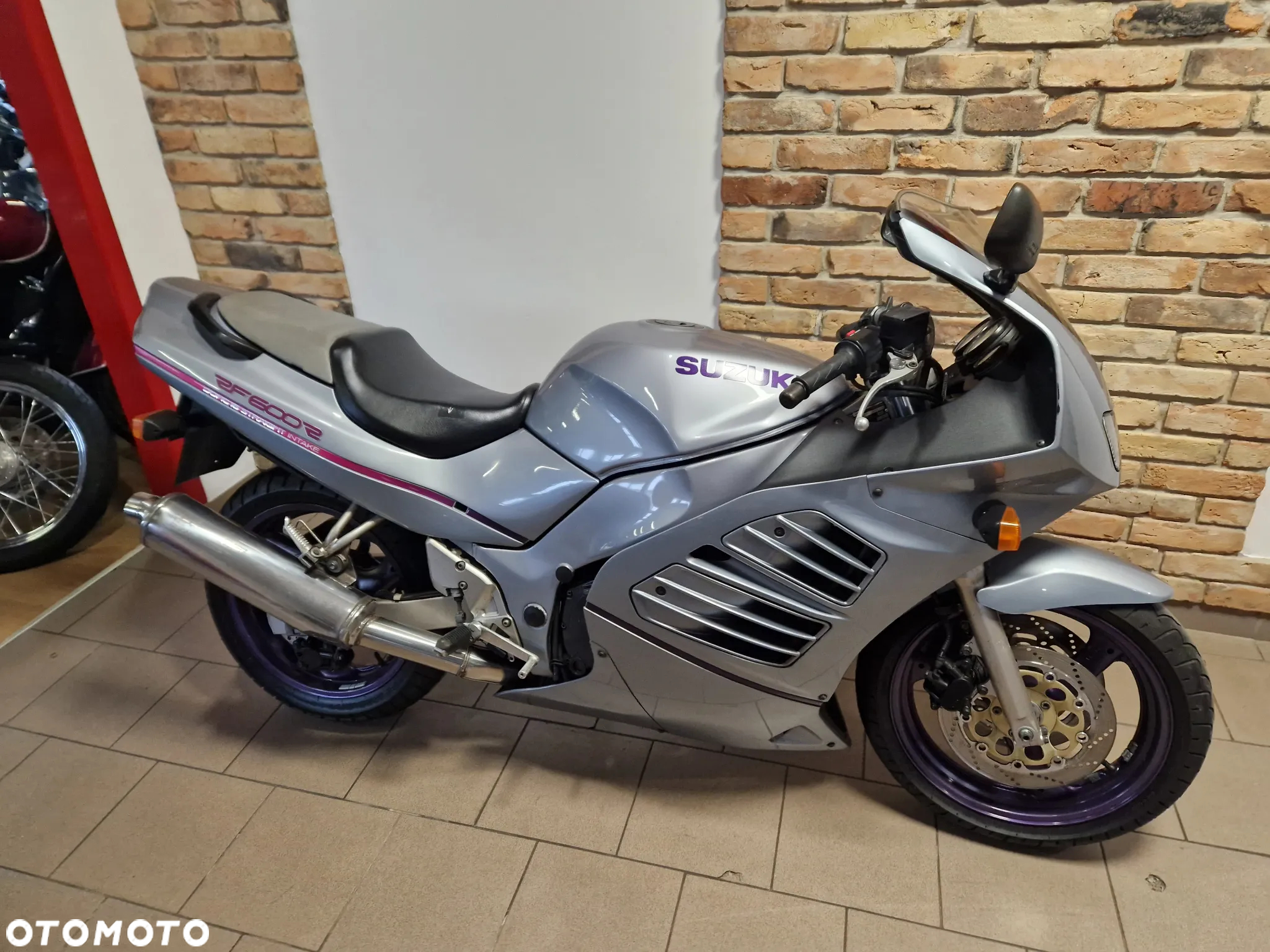 Suzuki RF - 2