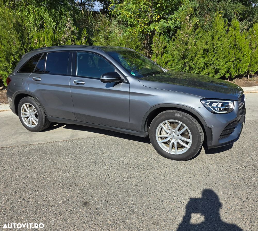 Mercedes-Benz GLC 220 d 4Matic 9G-TRONIC AMG Line - 4