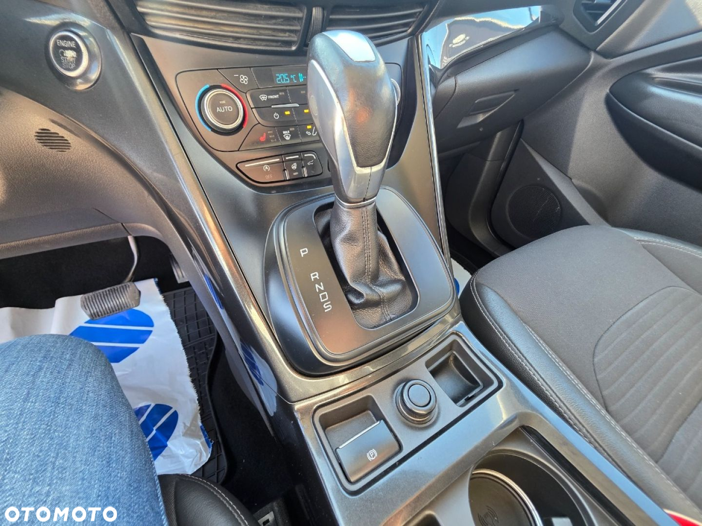 Ford Kuga - 18