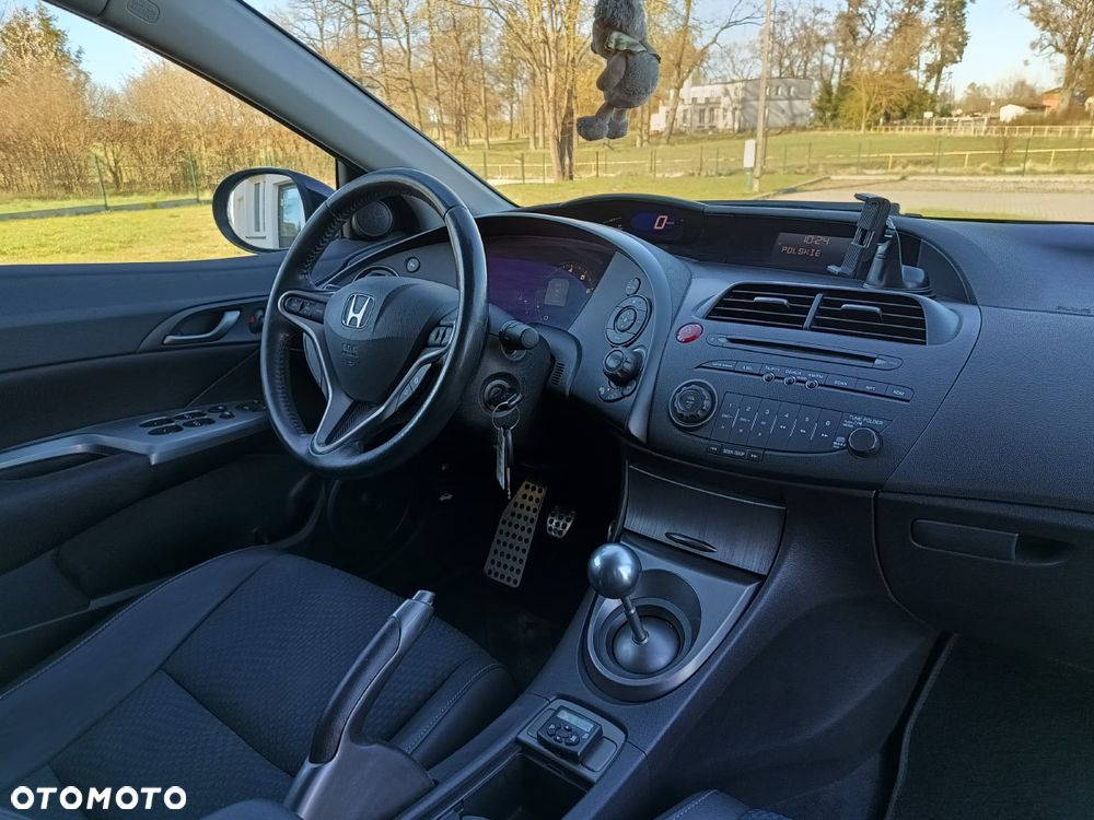 Honda Civic 1.8i-VTEC Executive - 4