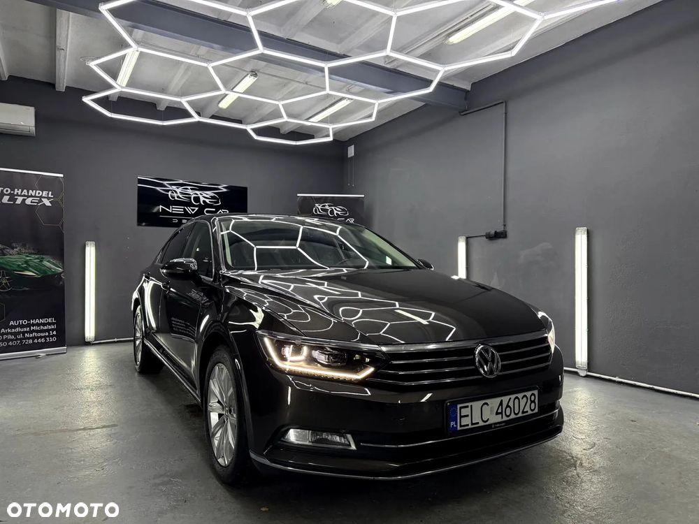 Volkswagen Passat 1.8 TSI BMT Highline DSG - 1