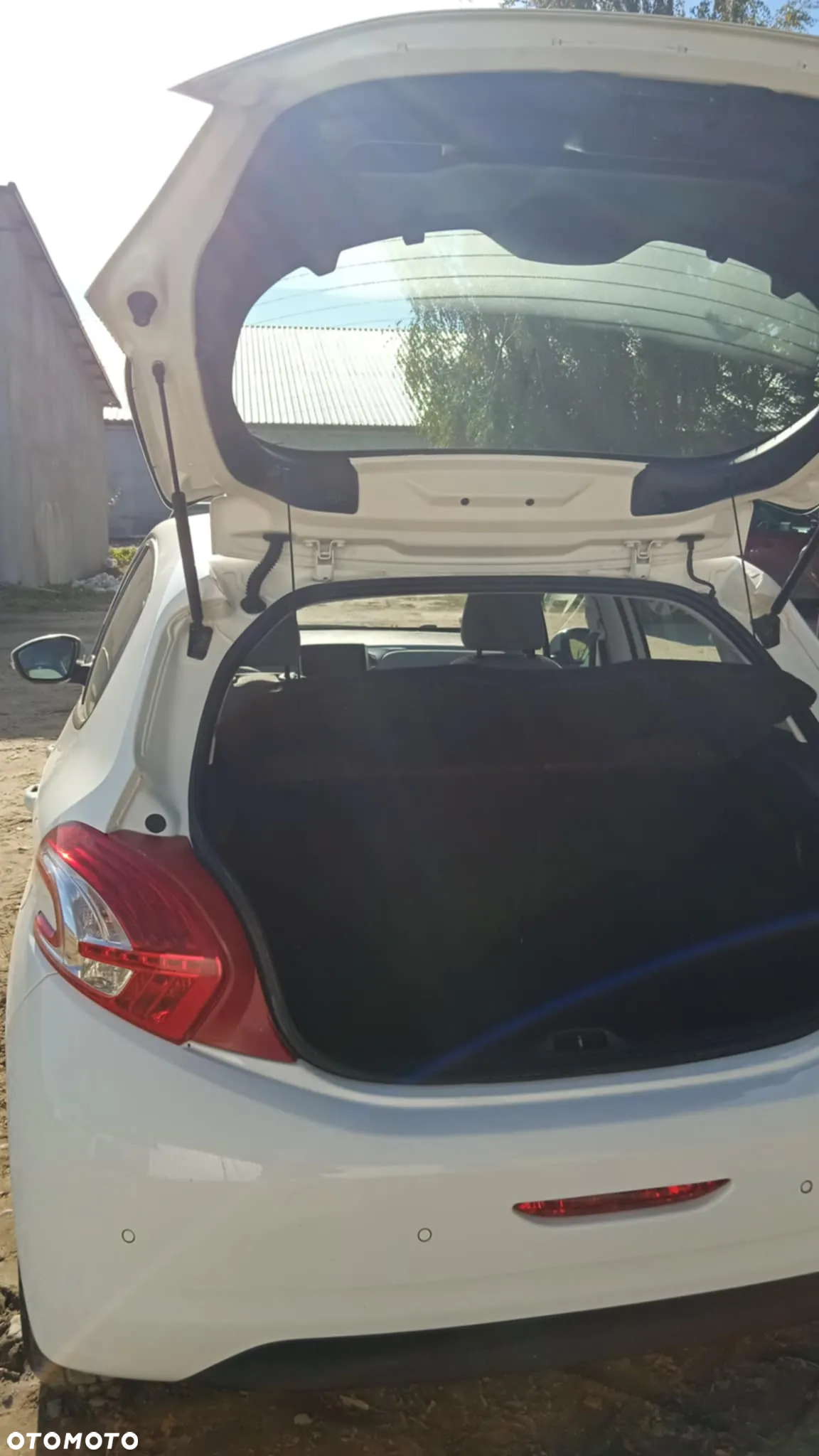 Peugeot 208 1.2 PureTech Active - 5