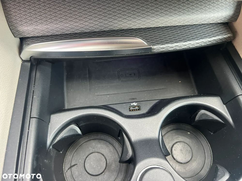 BMW Seria 5 - 29