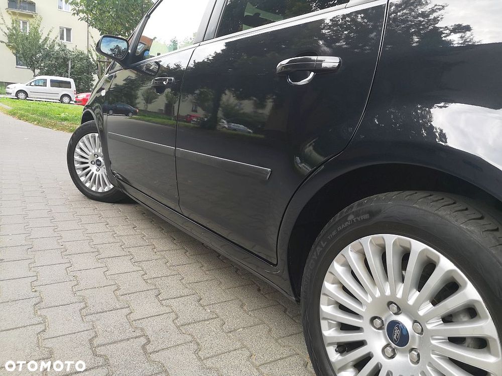 Ford C-MAX - 16