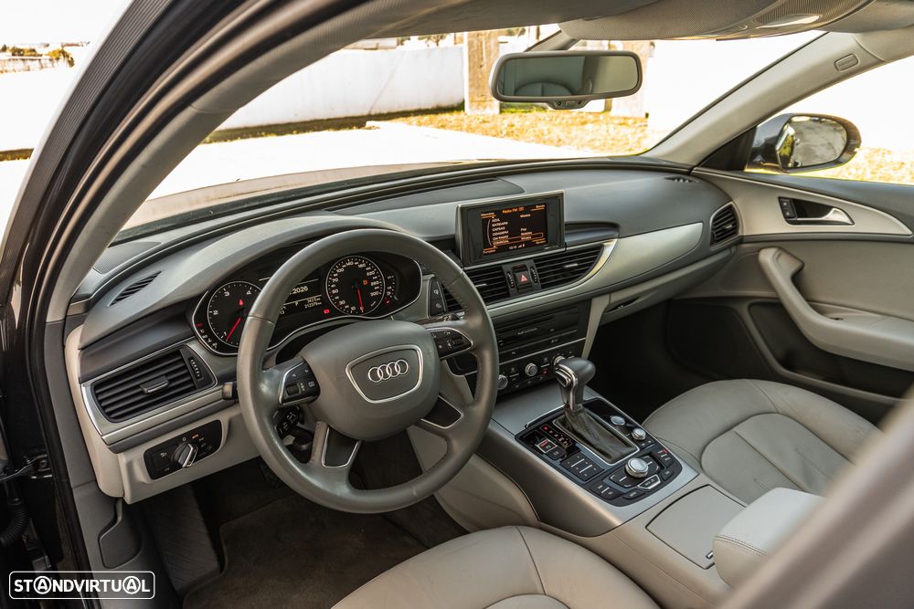 Audi A6 Avant 2.0 TDi Advance S tronic - 12