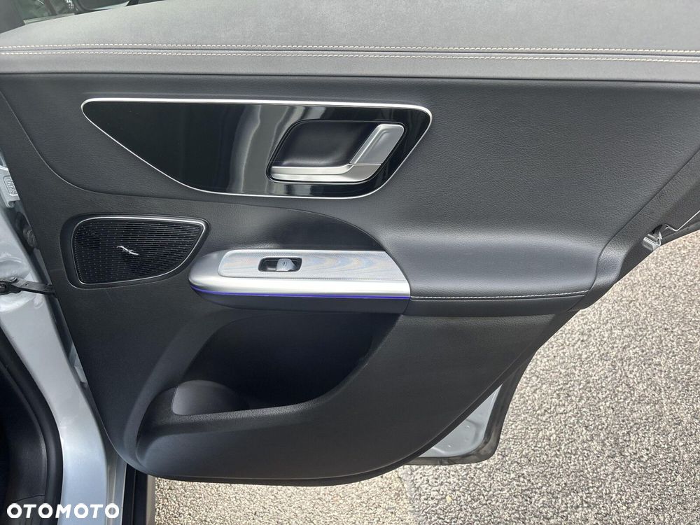 Mercedes-Benz EQE - 23