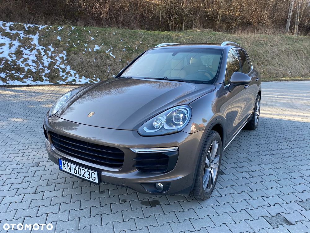 Porsche Cayenne ver-s-e--hybrid-platinum-edition - 2