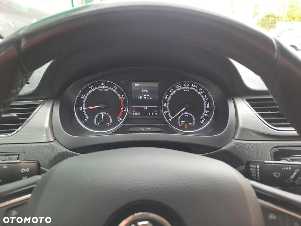 Skoda RAPID 1.0 TSI Ambition - 14