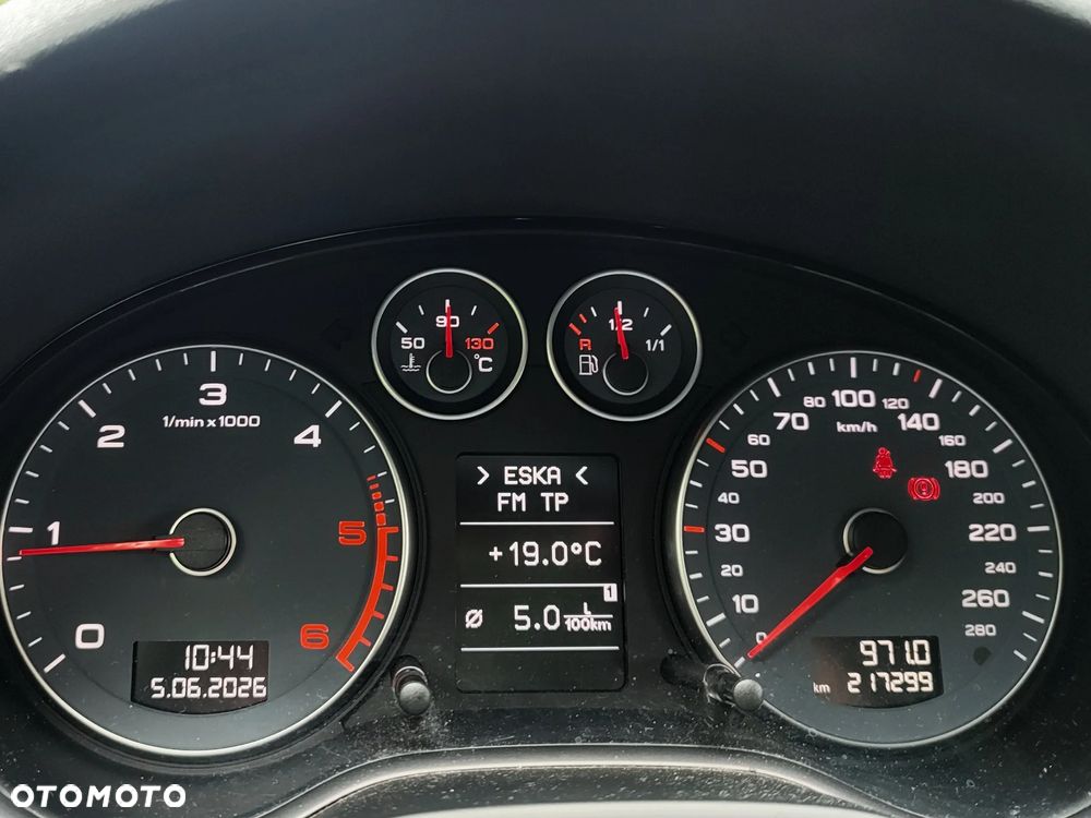 Audi A3 Sportback 2.0 TDI DPF Ambiente - 14